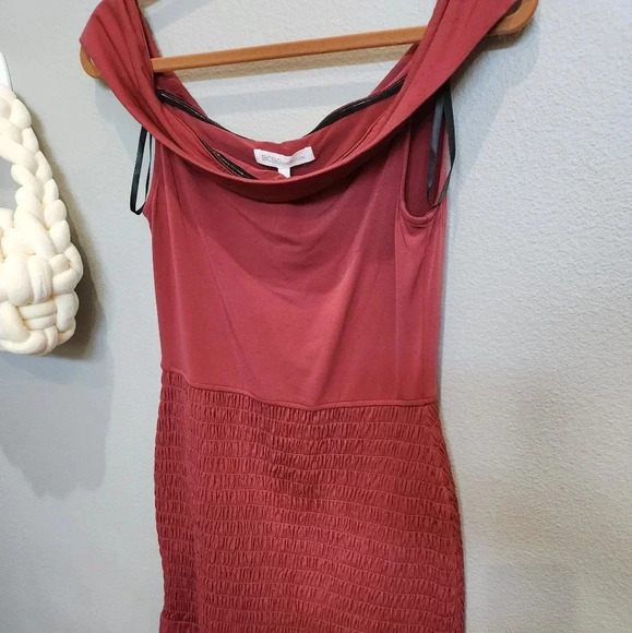 BCBG generation off the shoulder dress - Picture 2 of 5